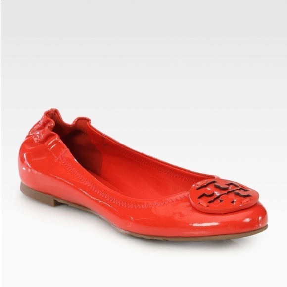 Tory Burch Reva Patent Leather Logo Ballet Flats in Red Size 6.5 - Picture 1 of 8